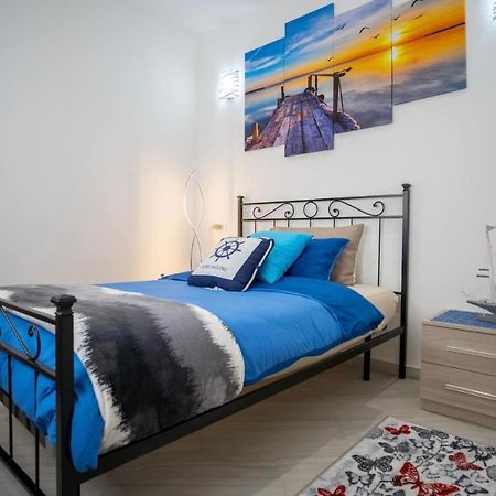 Appartamento 3 Camere Da Letto - Holiday House 2 Velence Kültér fotó