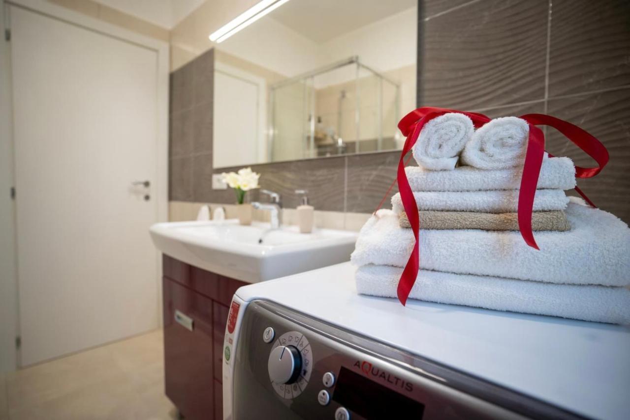 Appartamento 3 Camere Da Letto - Holiday House 2 Velence Kültér fotó
