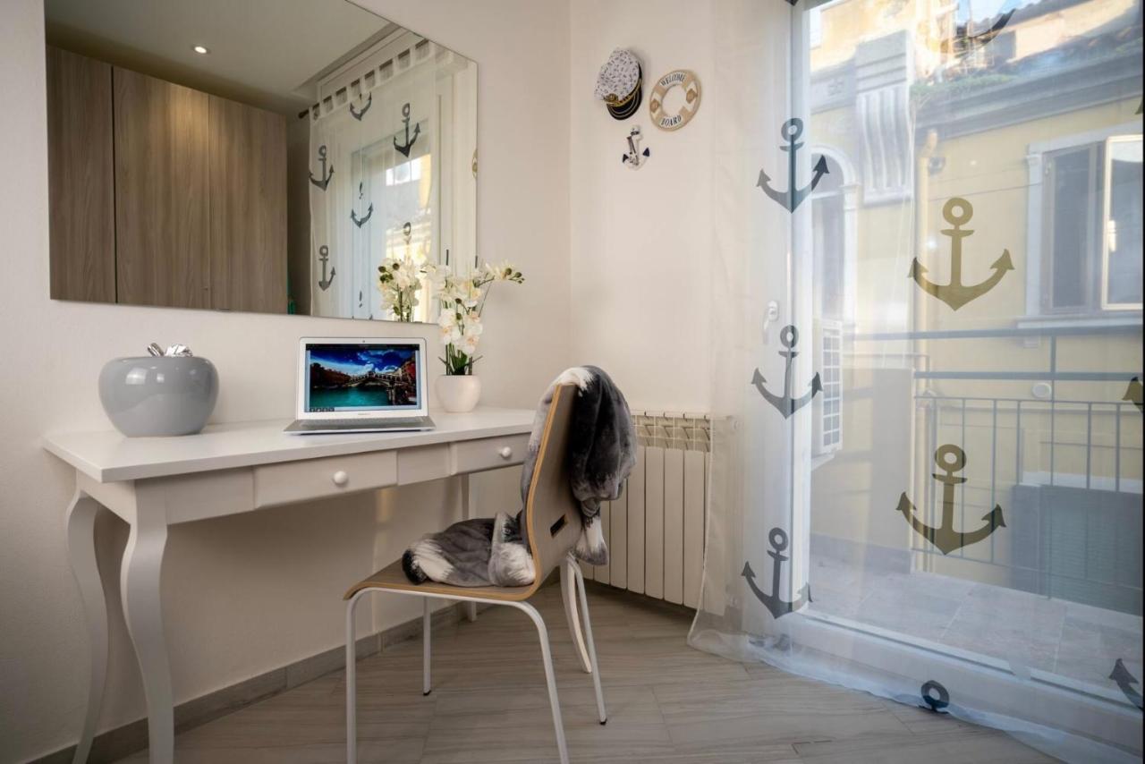 Appartamento 3 Camere Da Letto - Holiday House 2 Velence Kültér fotó