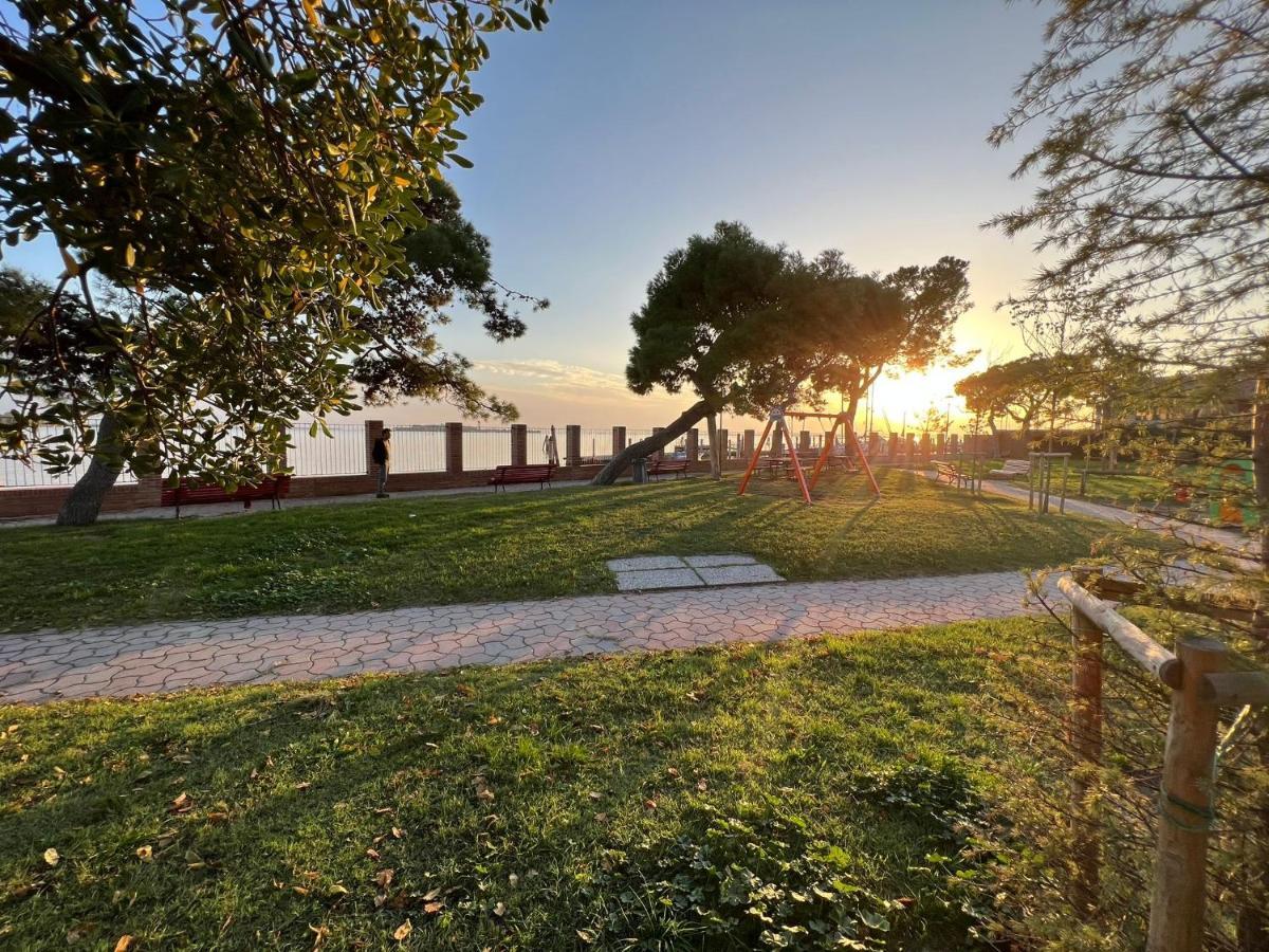 Appartamento 3 Camere Da Letto - Holiday House 2 Velence Kültér fotó